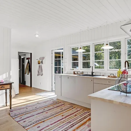 Gorgeous In With Kitchen 펜션