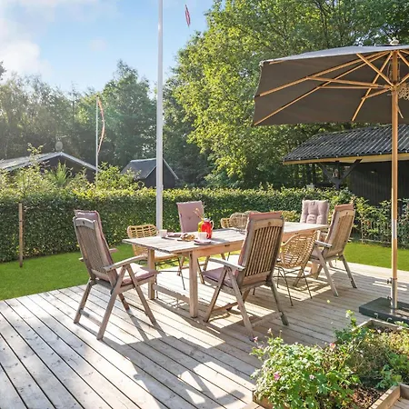 Vakantiehuis Gorgeous In With Kitchen Ansager