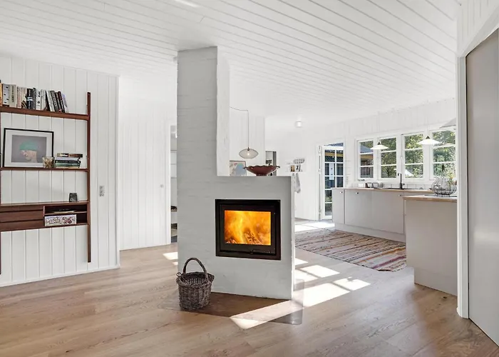 Gorgeous In With Kitchen * Ansager