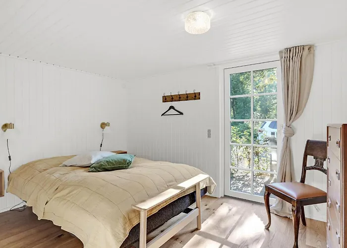 Gorgeous In With Kitchen * Ansager