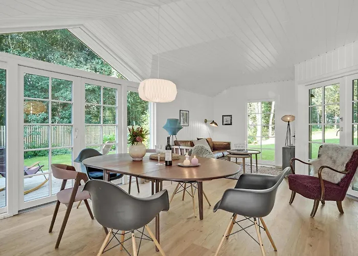 Σπίτι διακοπών Gorgeous In With Kitchen